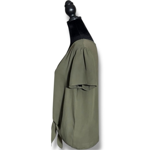 Pink Rose Olive Tie-Front Keyhole Cutout Short Sleeve Shear Crop Crewneck Blouse - Picture 3 of 16